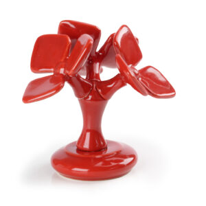 Alberello piccolo rosso, foglia nova